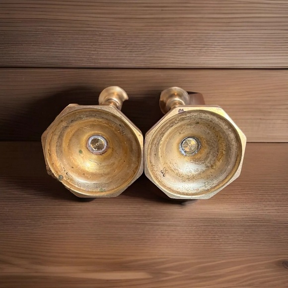 2 Vintage Brass Candlesticks Taper Candle Holders 7.75” high - Picture 4 of 4
